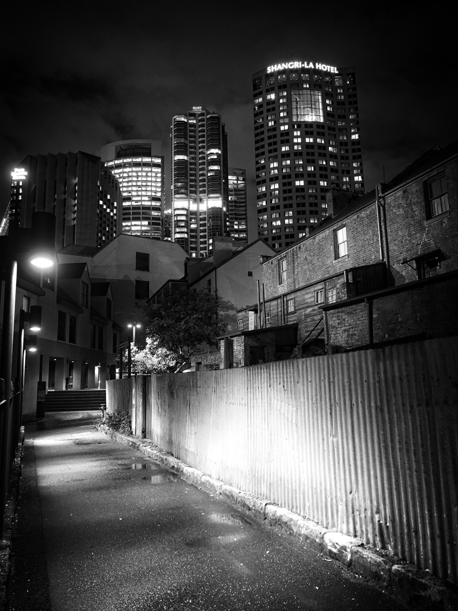 Back streets of The Rocks, Sydney. Olympus OM-D E-M5MkII, 12-40mm f2.8, 12mm @ f2.8, ISO 1600. 1/4sec handheld.
