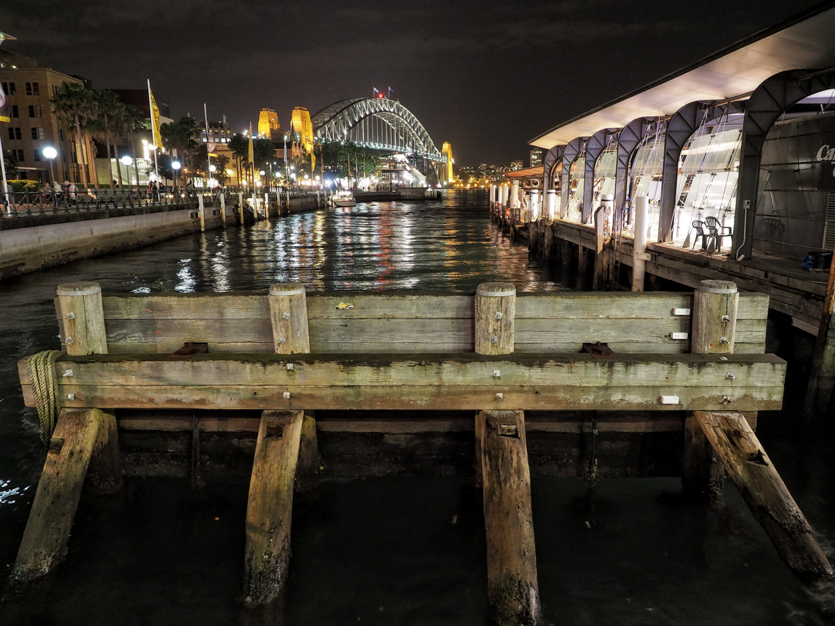 End of the line, Circular Quay Ferry Terminal. Olympus OM-D E-M5MkII, 12-40mm f2.8, 12mm @ f2.8, ISO 1600, 0.4sec handheld.